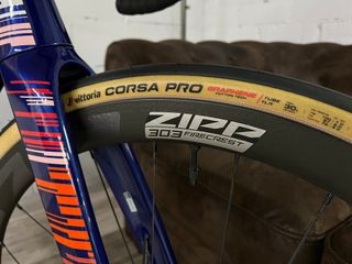 BERRIA BELADOR PRO DI2 + ZIP FIRECREST