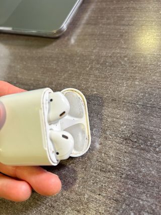 Airpods 1ª Generación Apple Blancos