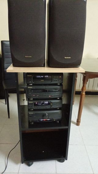 Cadena Musical Technics Negra