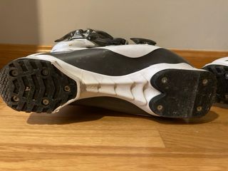 Botas de esquí Atomic y bolsa