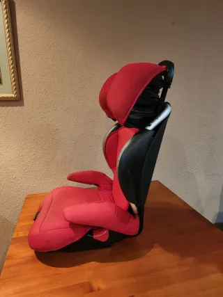 Silla coche infantil Playxtrem roja