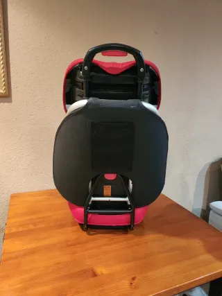 Silla coche infantil Playxtrem roja