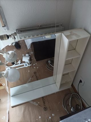 Mueble de baño con espejo