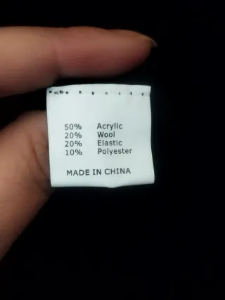 Cárdigan negro lana fina con cadena