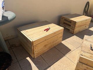 Muebles exterior de palets,cama balinesa y hamacas