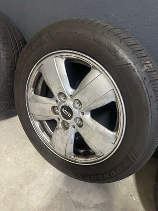 Llantas R15 Mini Cooper originales con Neumáticos