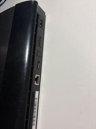 PS3 (PlayStation 3) Negra + Mando Dualshock 3.