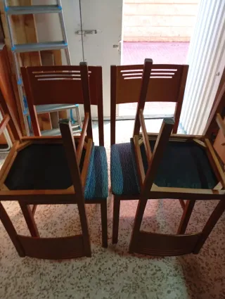 Lote de 4 sillas no se venden sueltas