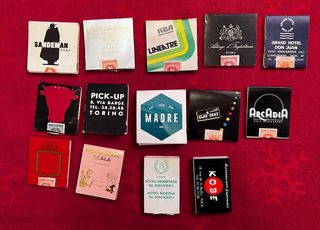 345 Scatole di fiammiferi a strappo vintage