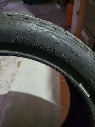 2 Neumáticos Bridgestone Tranza 225/45R18 95H XL