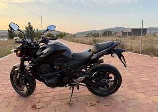 Kawasaki Z750 Negra