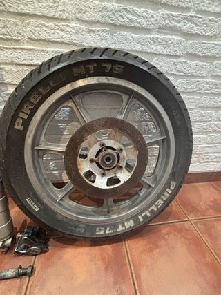 Horquilla Sanglas 400Y con ruedas y frenos