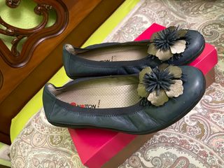 Zapatos planos cómodos azul grisáceo