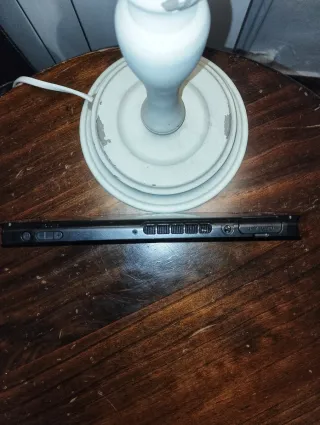 Nintendo Switch V2 + Funda + Soporte Mandos