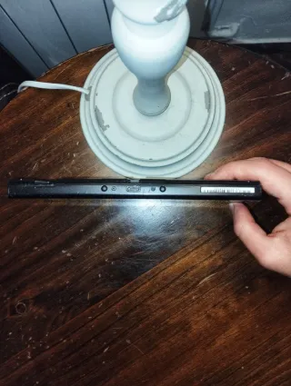 Nintendo Switch V2 + Funda + Soporte Mandos