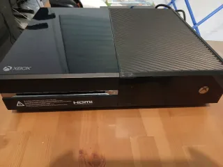 Xbox One + 2 Mandos + Juegos, precio negociable