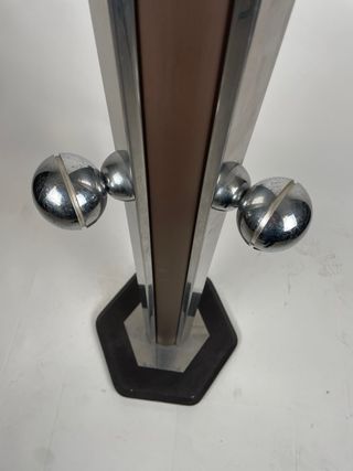 Appendiabiti da terra vintage anni '70 Space Age