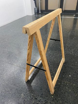 Caballetes de madera para mesa