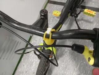 Bicicleta Infantil Dark Hero 500 16