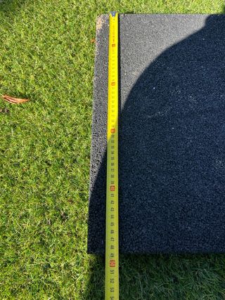 Losetas de caucho negra 97,4x49x4 cms