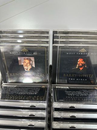 30 + 8 CDs Música Latina Romántica Italiana Clasic
