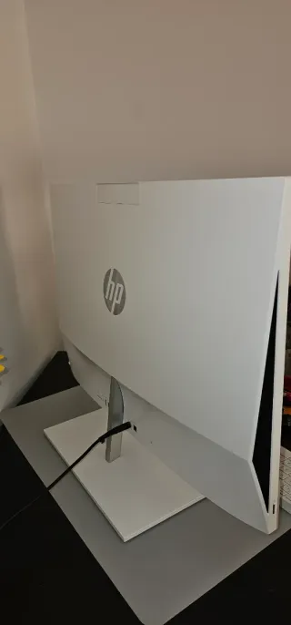 HP Pavilion 27 Ordenador Intel i5 8GB RAM