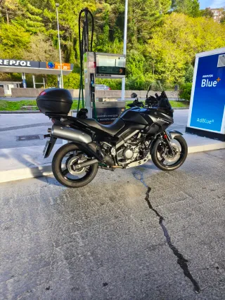 Suzuki V-Strom 650 DL Moto