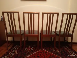 Sillas de nogal con asiento verde oscuro (pack 4)