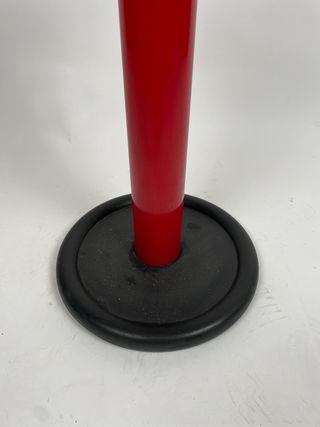 Appendiabiti da terra modernariato metallo rosso