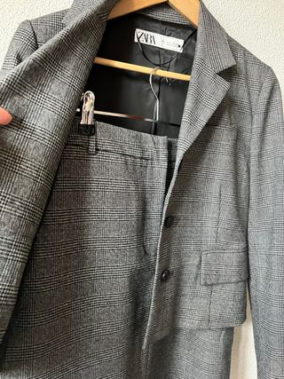Traje Zara Gris Nuevo con Etiqueta