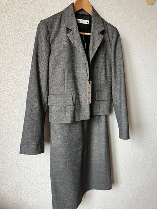 Traje Zara Gris Nuevo con Etiqueta