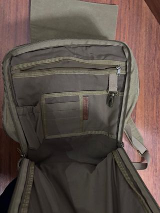 Mochila Vintage Cuero y Lona Unisex marca DOCKERS