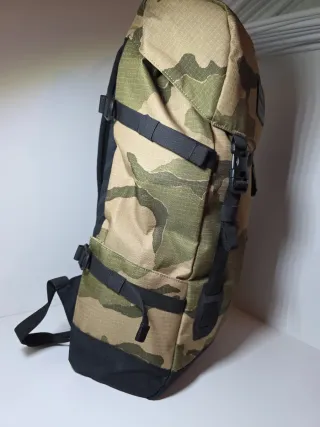 Mochila Burton Tinder 2.0 30L Camuflaje