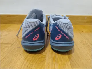 Zapatillas pádel ASICS nº 42.5 No negociable
