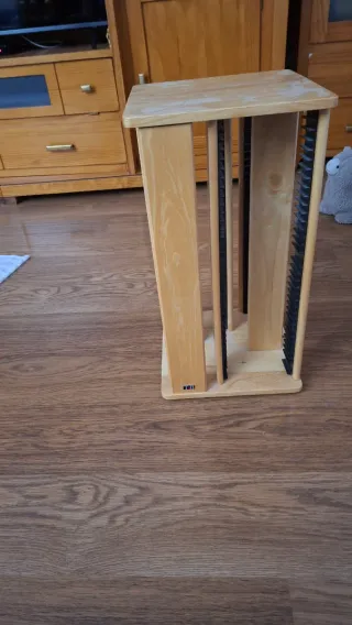 Mueble CD Giratorio Portátil