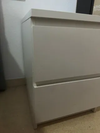 Mesita de noche Ikea blanca
