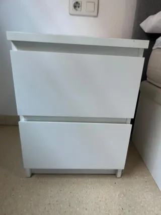 Mesita de noche Ikea blanca