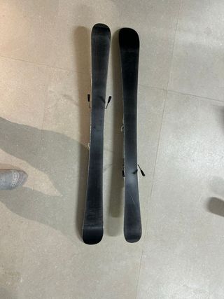 Esquís y botas esquiar niñ@ unisex