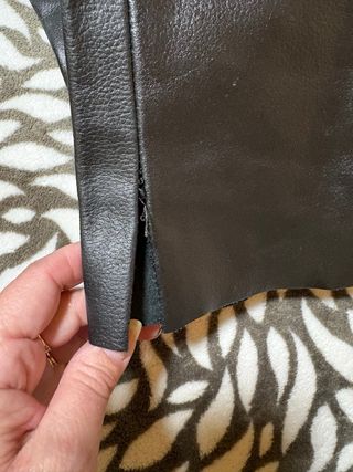 Pantalones de cuero con cordones