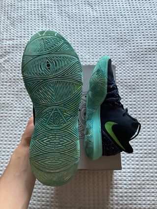 Nike Kyrie 5 UFO