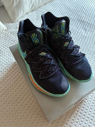 Nike Kyrie 5 UFO