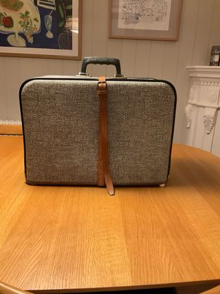 Máquina de coser Refrey Transforma 427