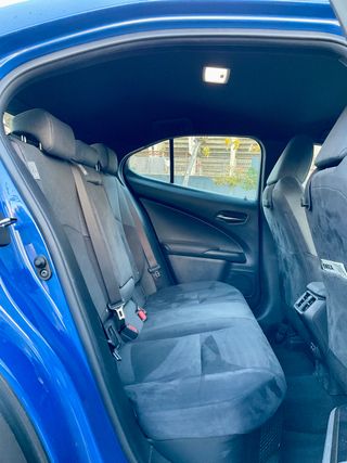 Lexus UX 2.0 250h Business