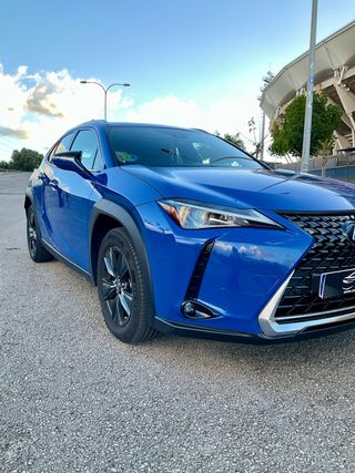 Lexus UX 2.0 250h Business