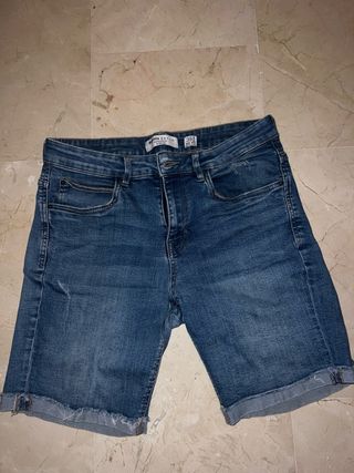 Vaqueros cortos Bershka hombre talla M
