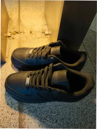 Nike Air Force 1 Low '07 Negro Talla 40