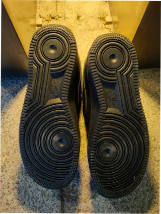 Nike Air Force 1 Low '07 Negro Talla 40