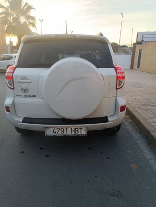 Toyota RAV4 2011