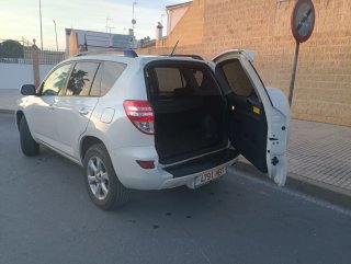 Toyota RAV4 2011