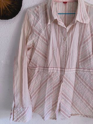 Camisa blanca rayas rosa y azul